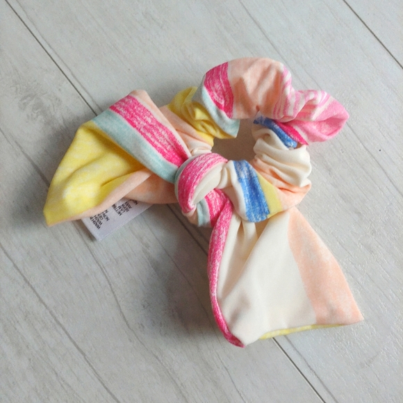 Jessica Simpson Ruffle Striped Bikini Swimsuit NEW - Picture 3 of 8